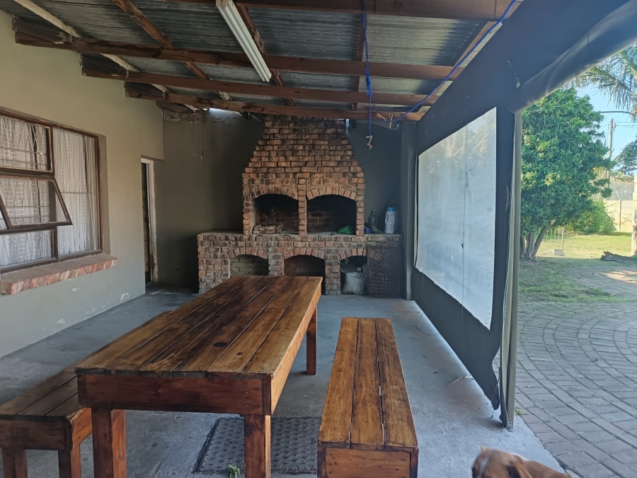 4 Bedroom Property for Sale in Algoa Park Eastern Cape